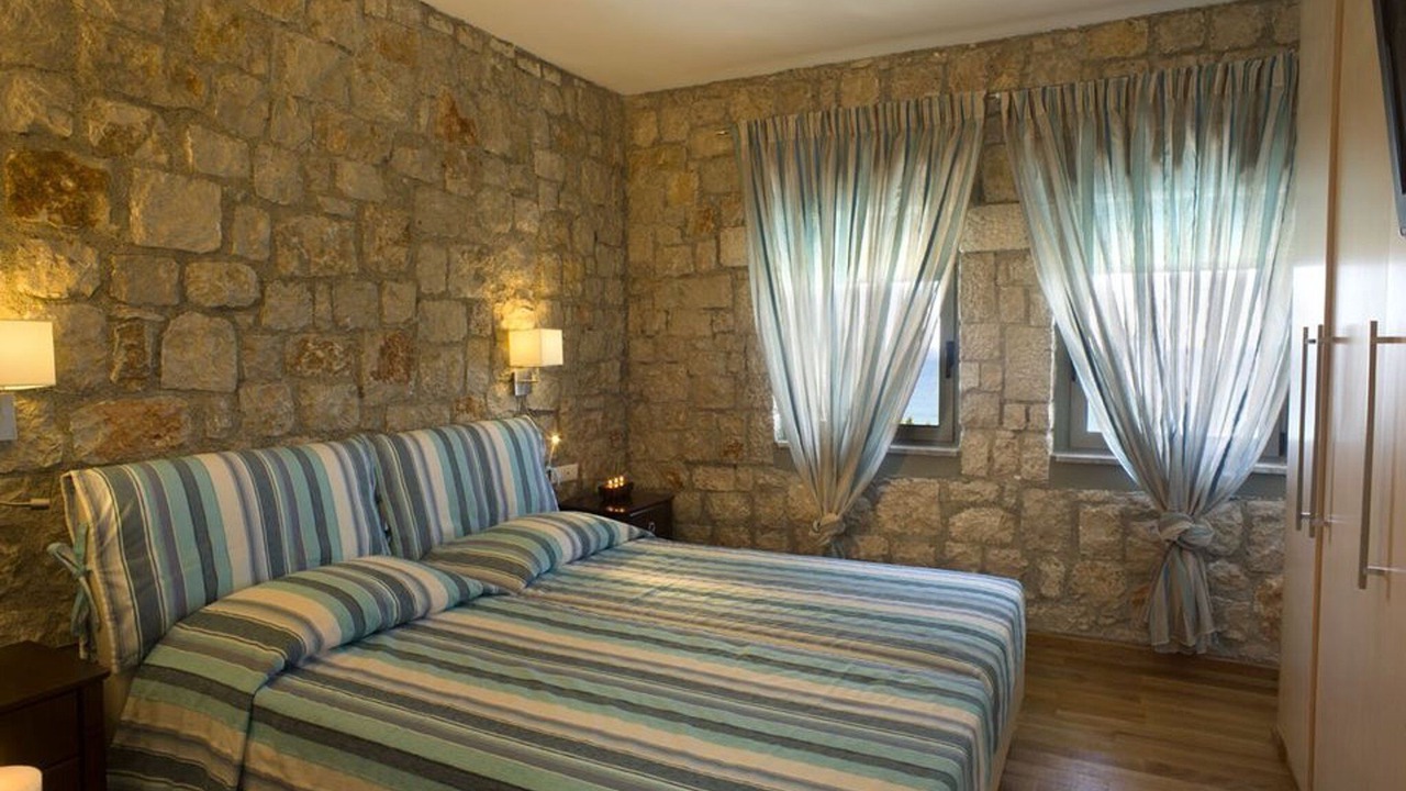 Photo of Others in Pefkos