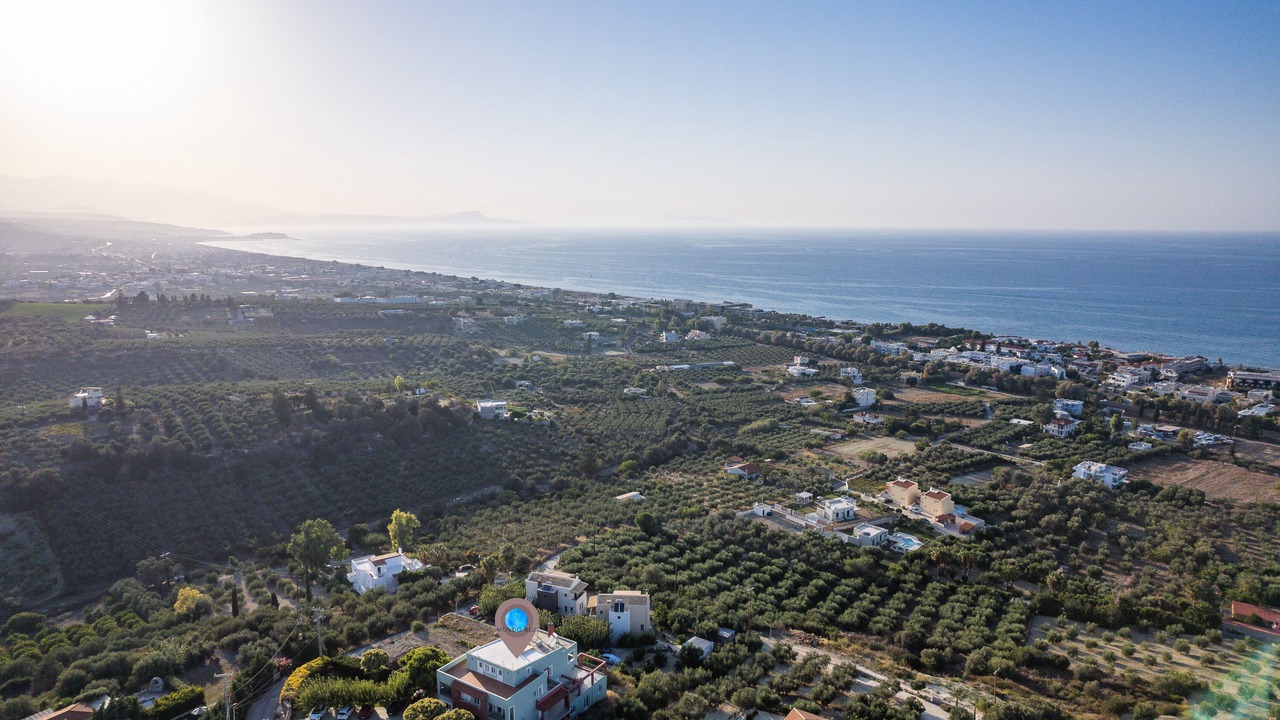 Photo of Outdoor in Adelianos Kampos