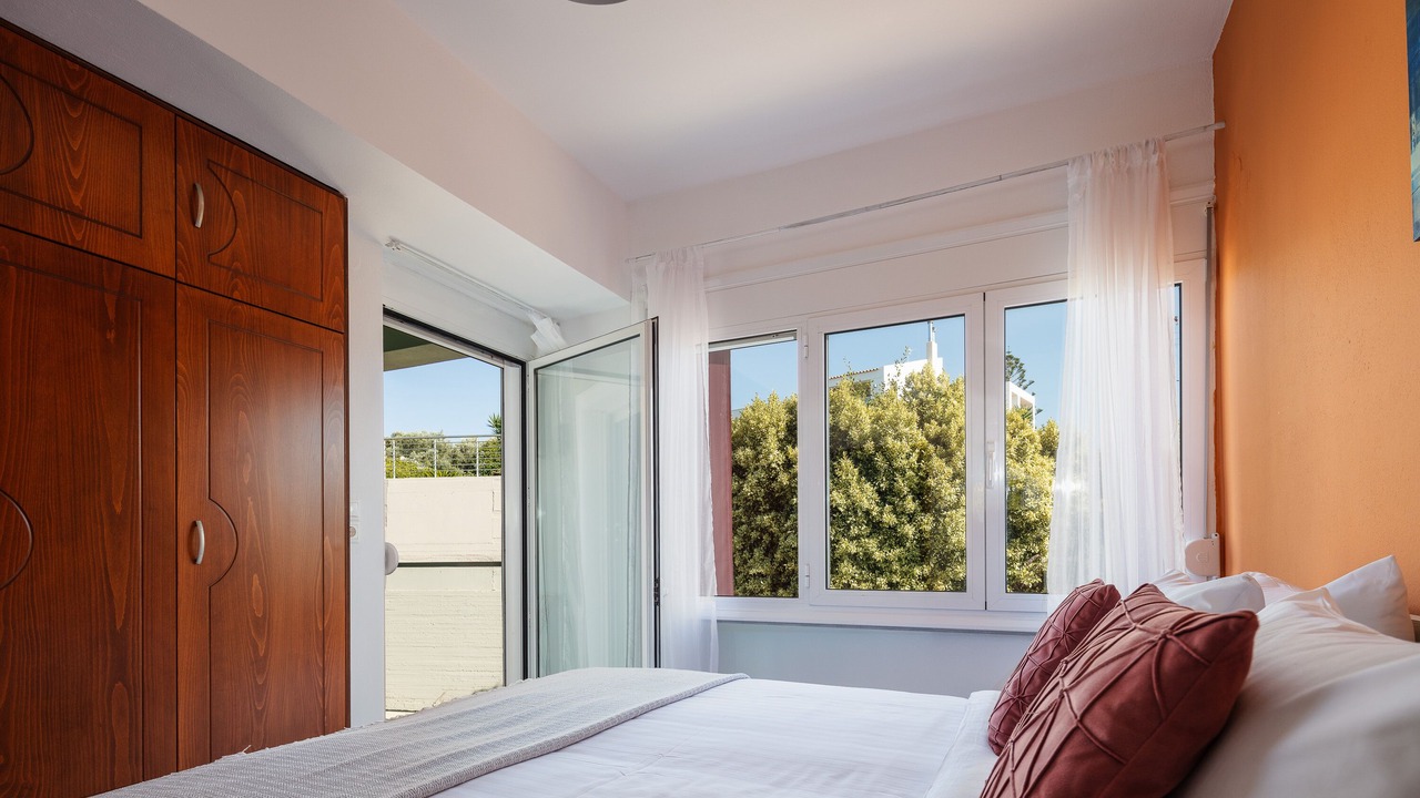 Photo of Bedroom in Adelianos Kampos