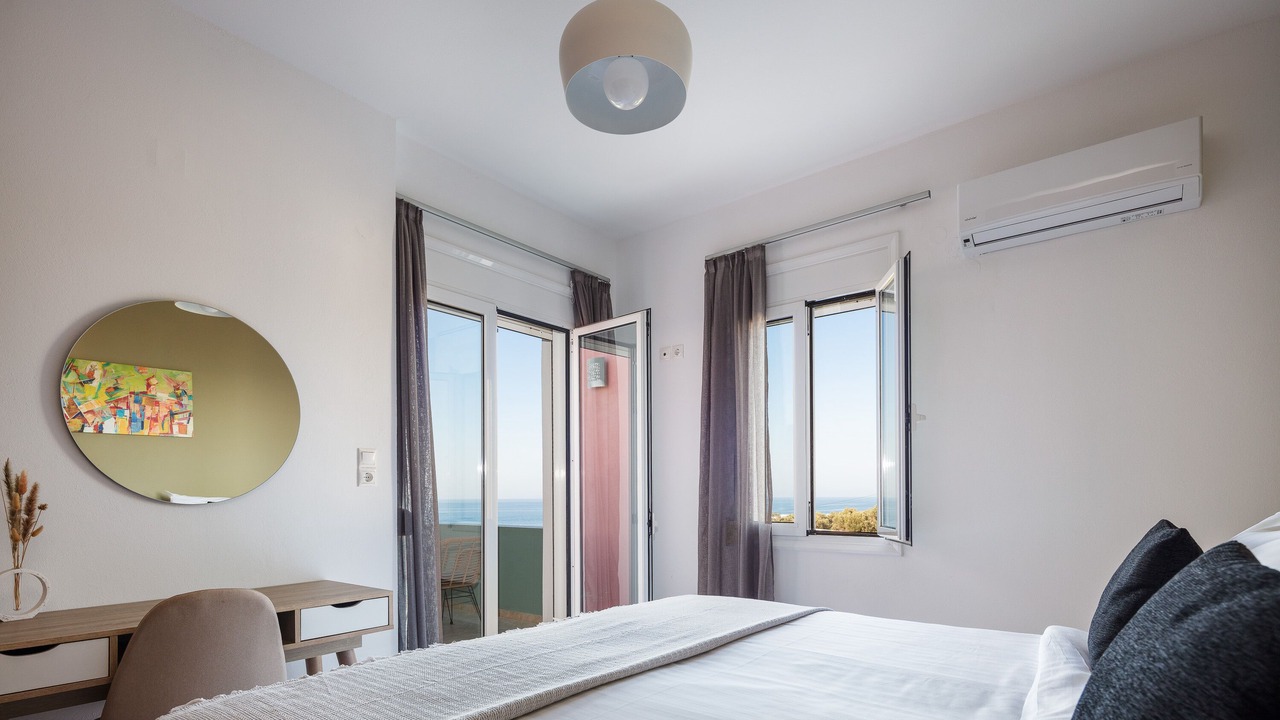 Photo of Bedroom in Adelianos Kampos