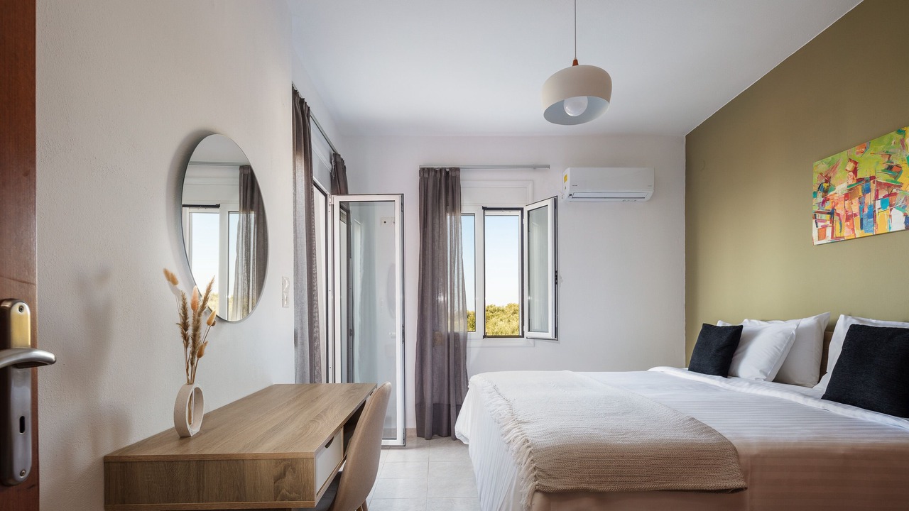 Photo of Bedroom in Adelianos Kampos
