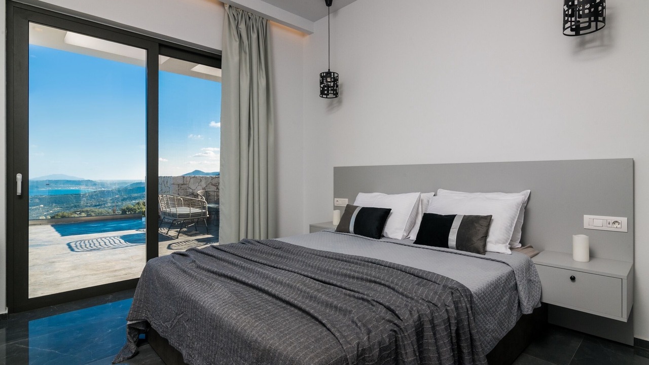Photo of Bedroom in Ano Volimes