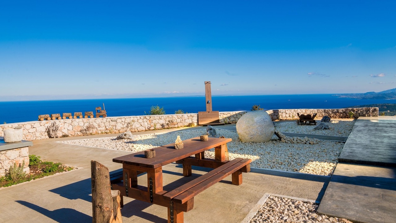 Photo of Outdoor in Ano Volimes