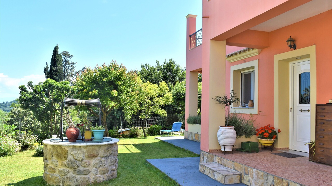 Photo of Patio Balcony in Pagi