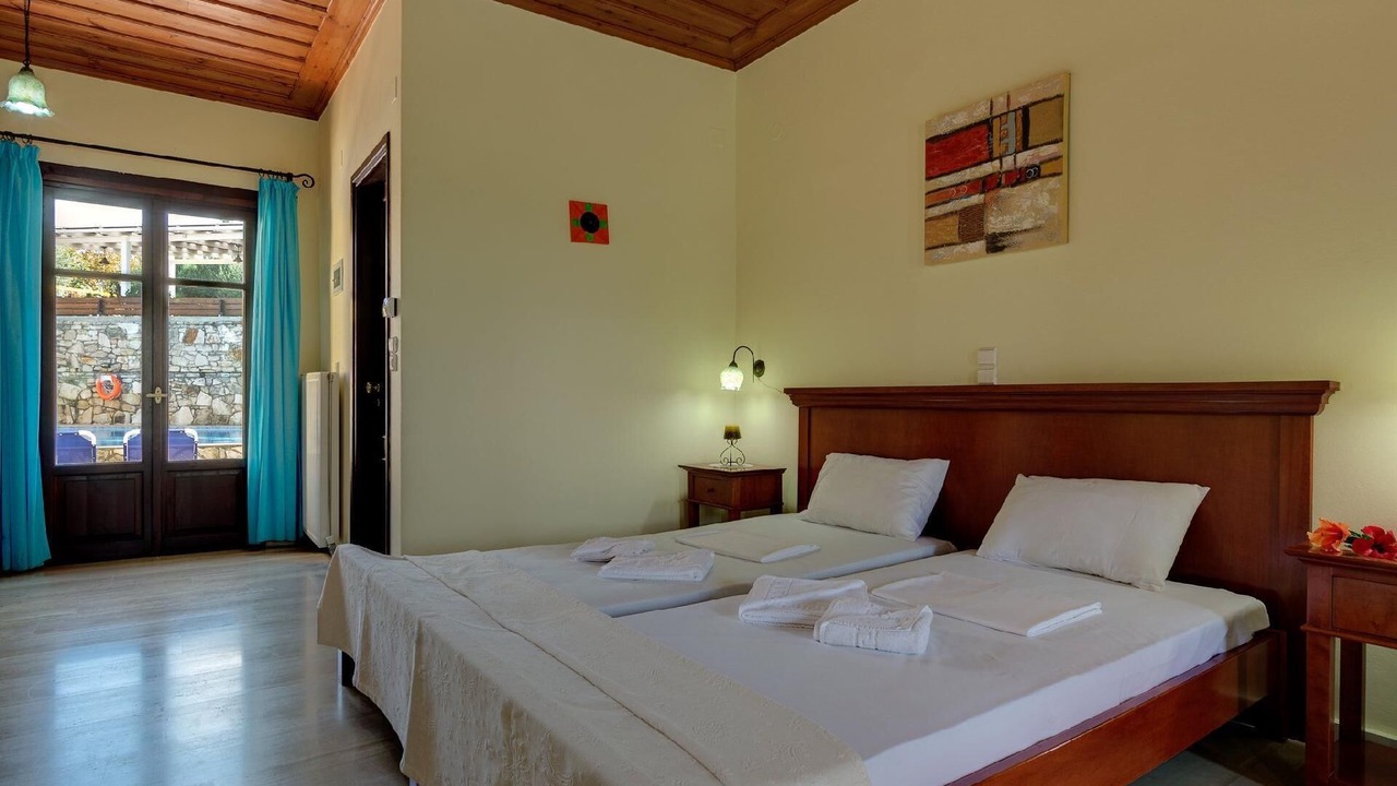 Photo of Bedroom in Douliana