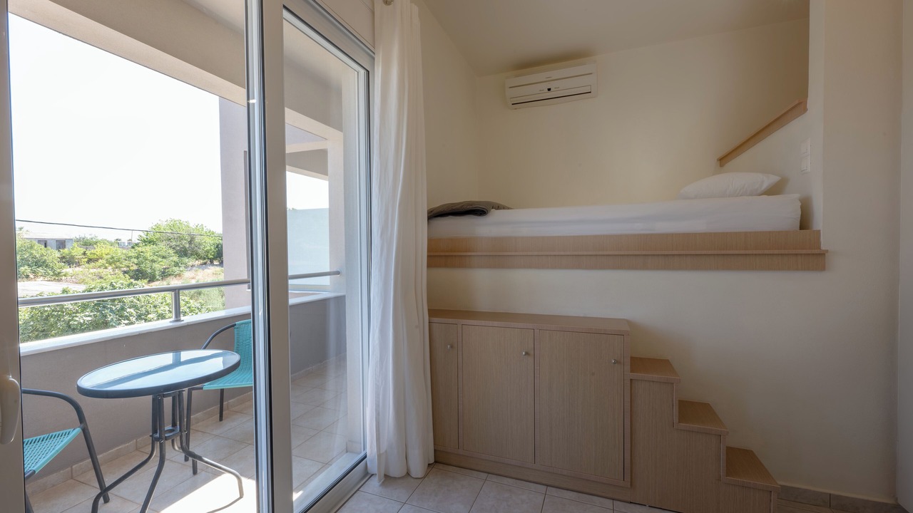 Photo of Bedroom in Kambanion