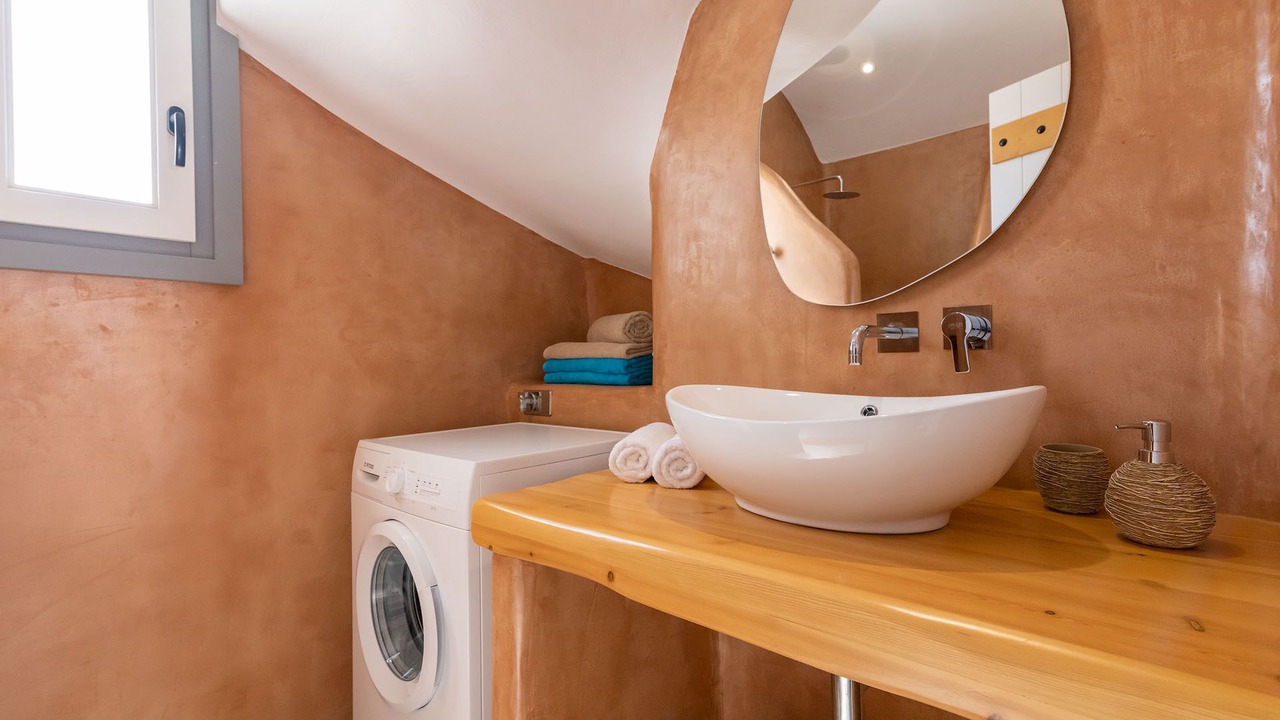 Photo of Bathroom in Glinado