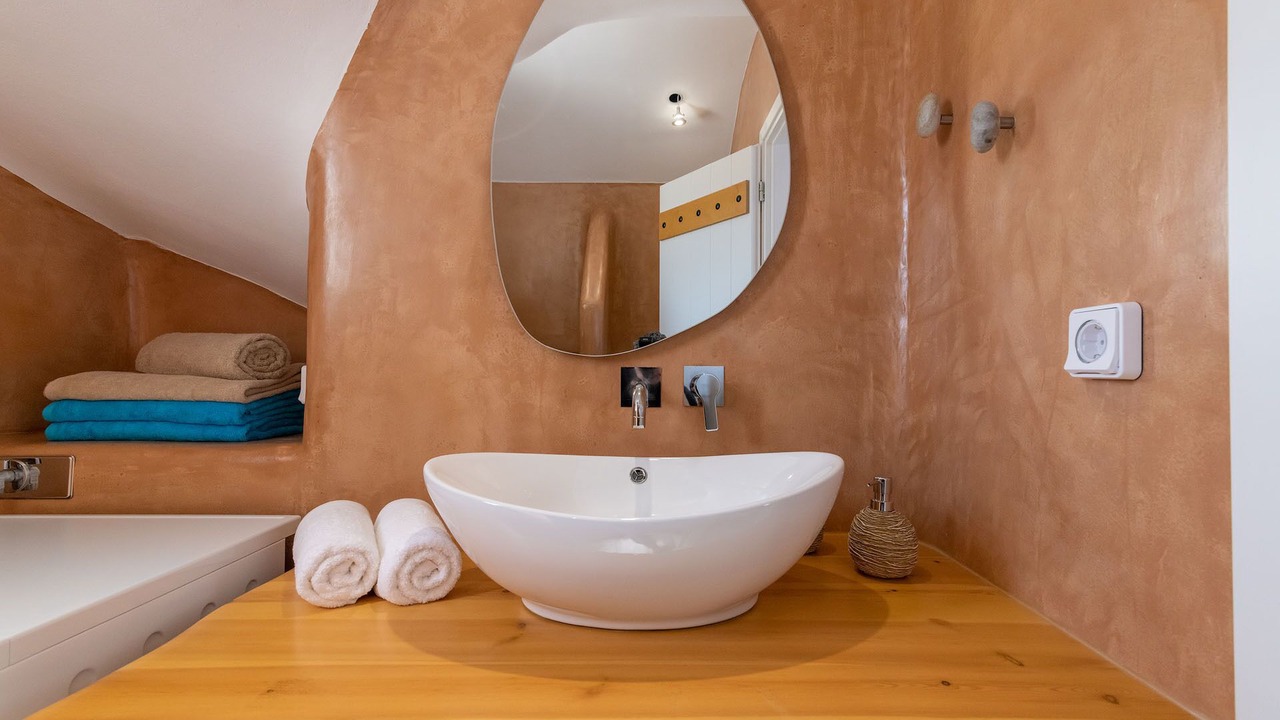 Photo of Bathroom in Glinado