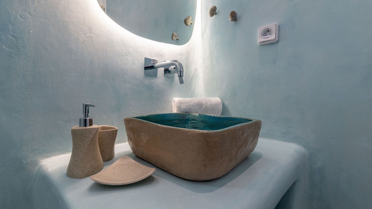 Photo of Bathroom in Glinado