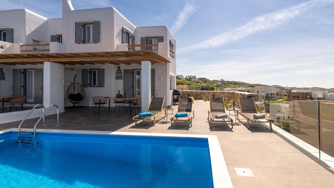 Photo of Outdoor in Glinado