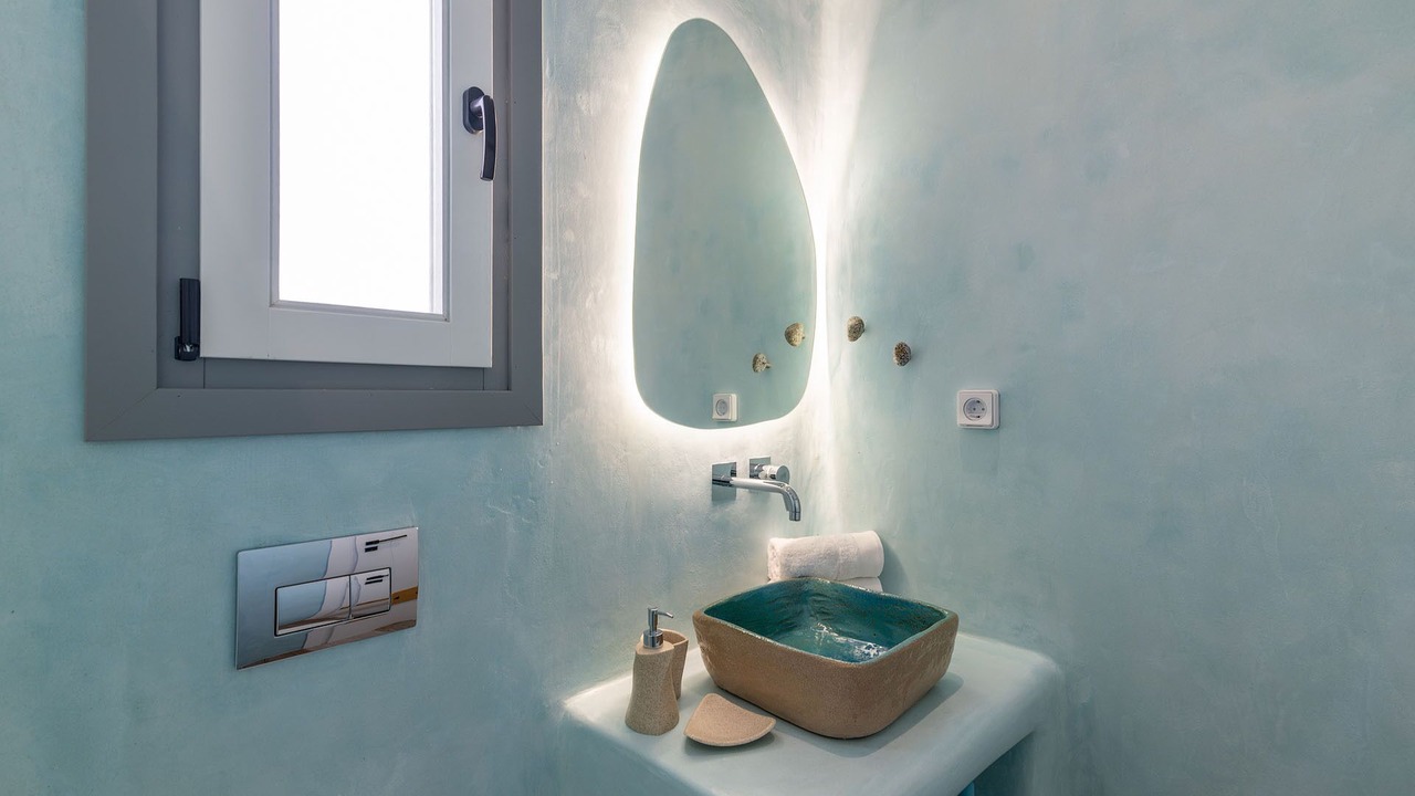 Photo of Bathroom in Glinado
