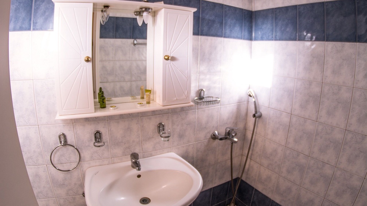 Photo of Bathroom in Vagia