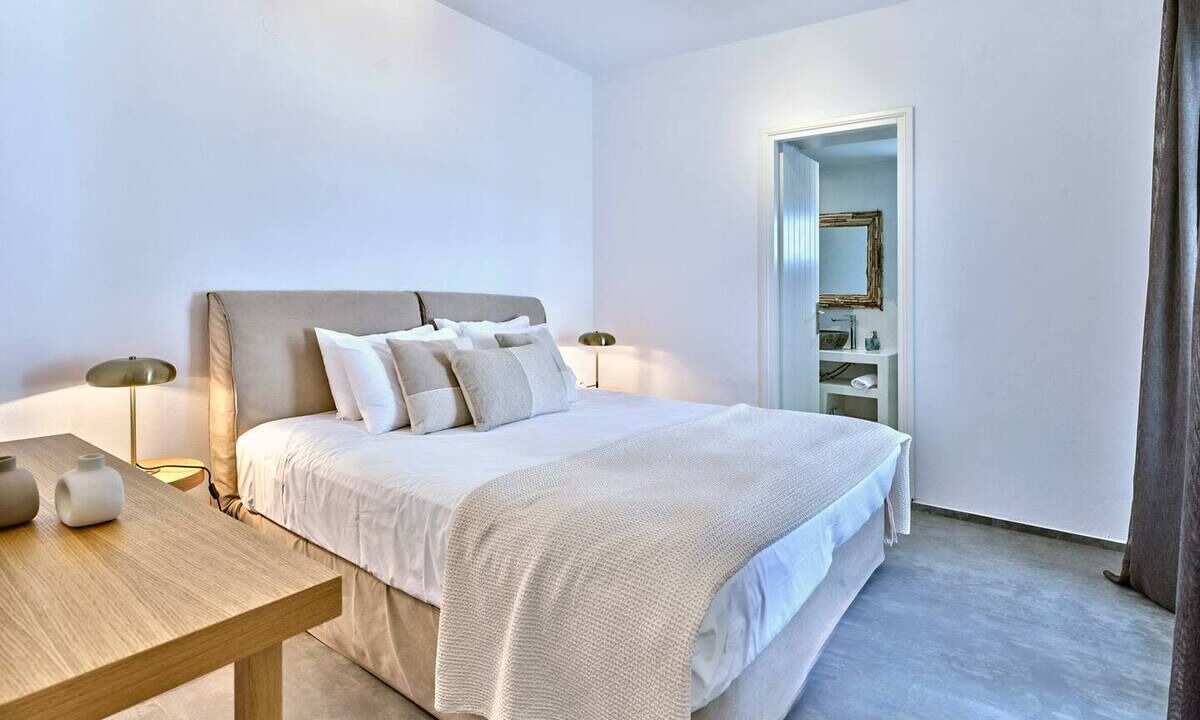 Photo of Bedroom in Ampelas