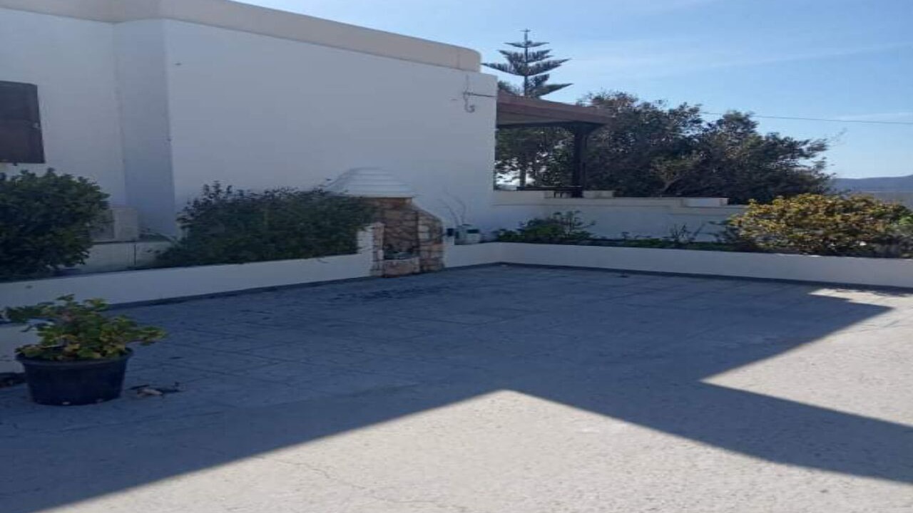 Photo of Outdoor in Adamas