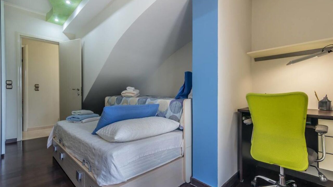 Photo of Bedroom in Adamas