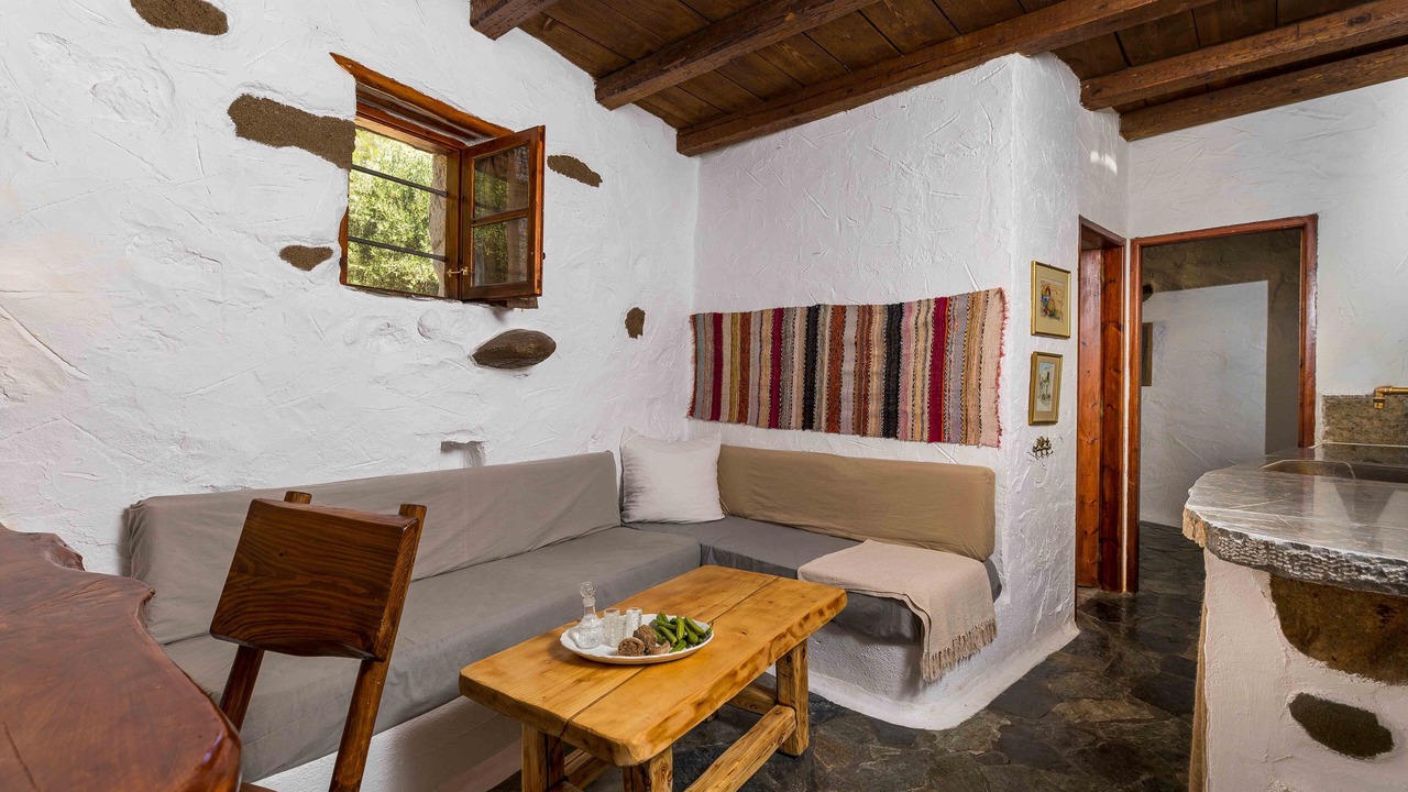 Photo of Outdoor in Aspros Potamos