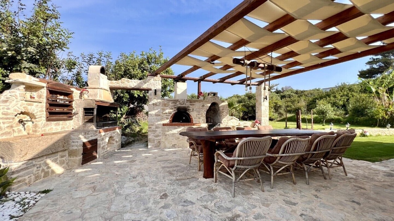 Photo of Outdoor in Karefiliana