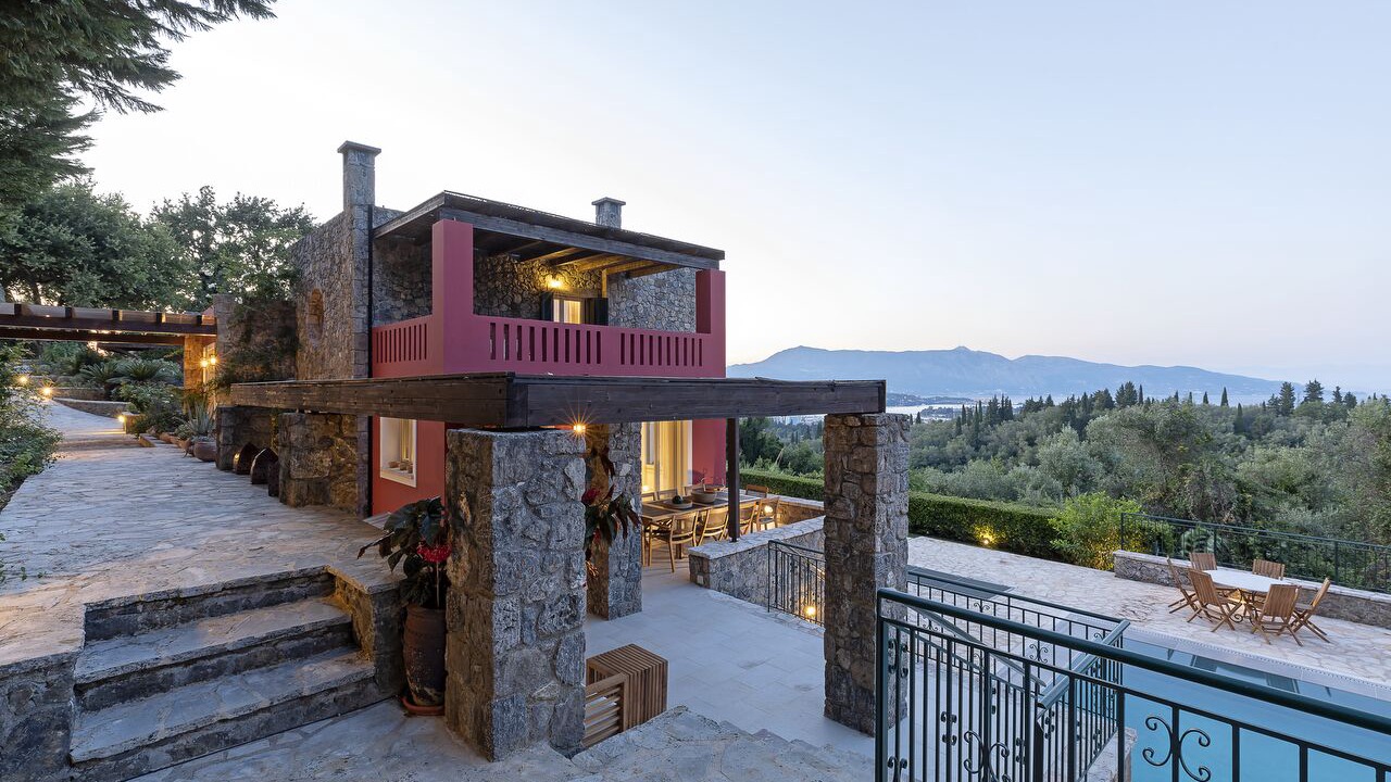 Photo of Patio Balcony in Vassilatika