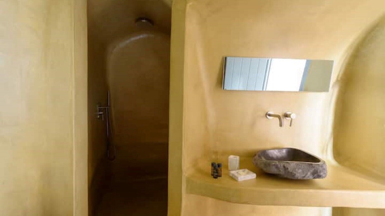 Photo of Bathroom in Kamari