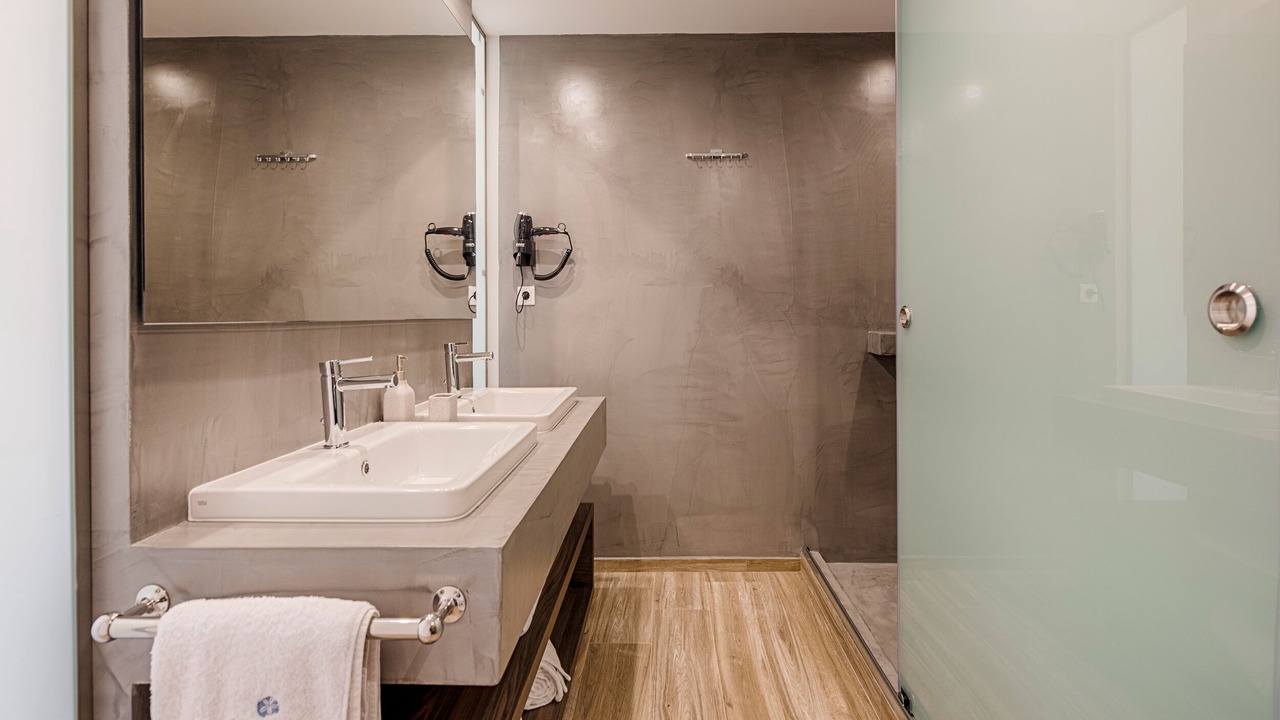 Photo of Bathroom in Ialyssos