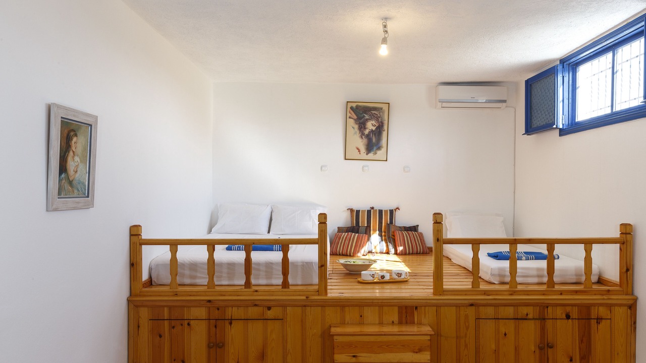 Photo of Bedroom in Lahania