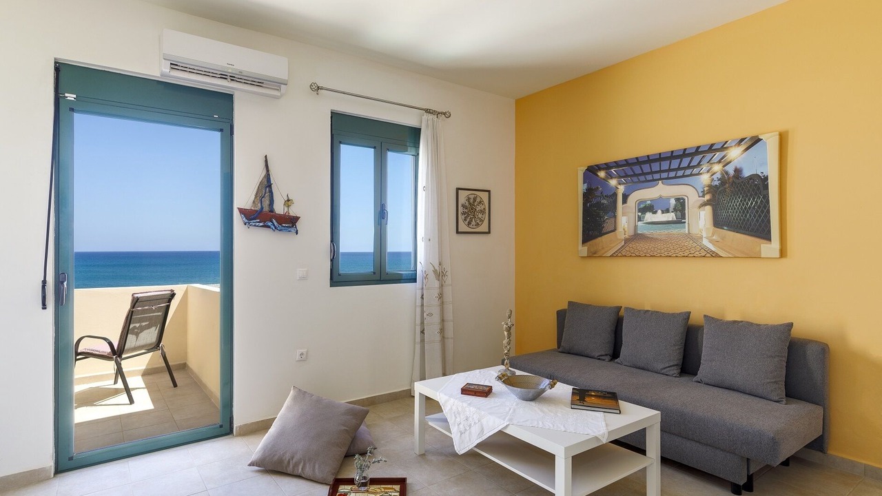Photo of Livingroom in Lahania