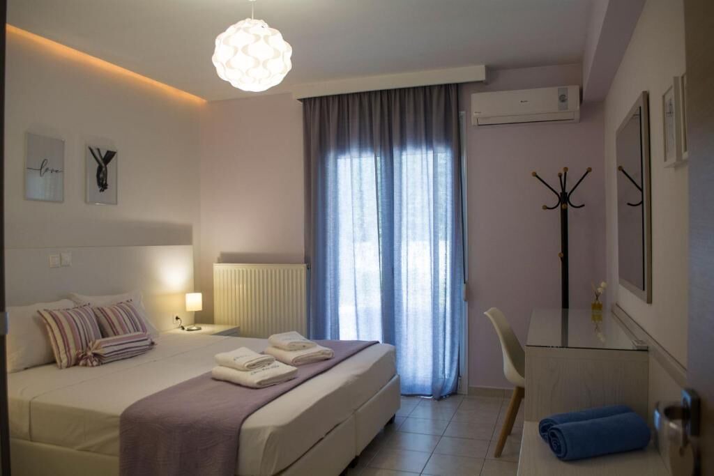 Photo of Bedroom in Skiathos Town