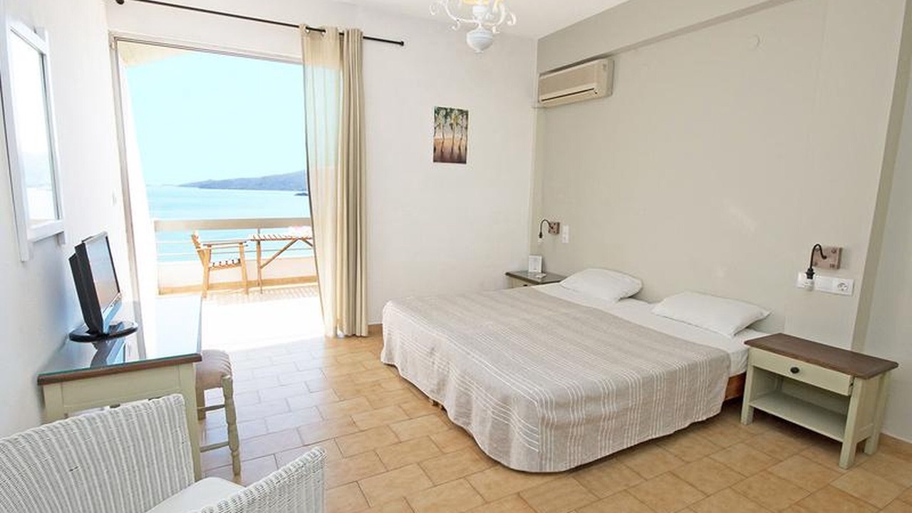 Photo of Bedroom in Poros
