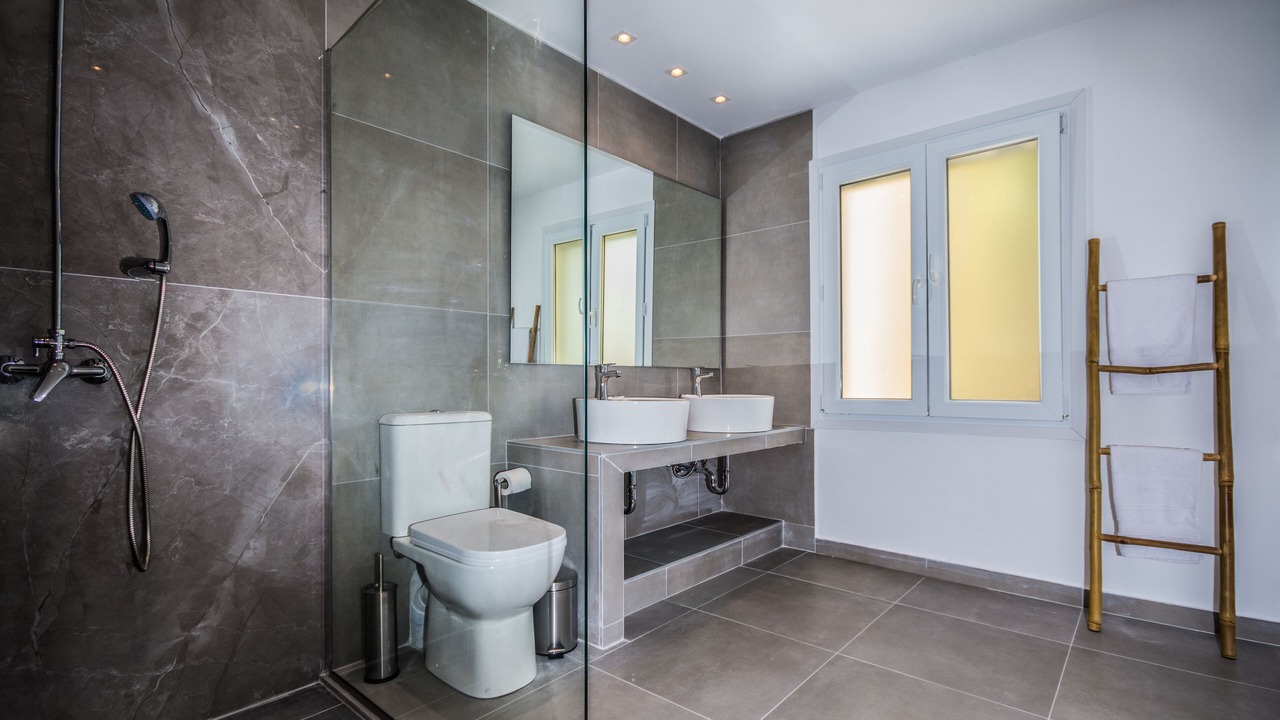 Photo of Bathroom in Agios Gordios