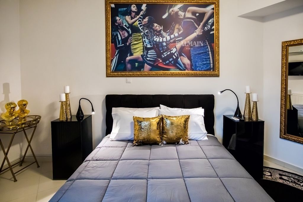 Photo of Bedroom in Drama
