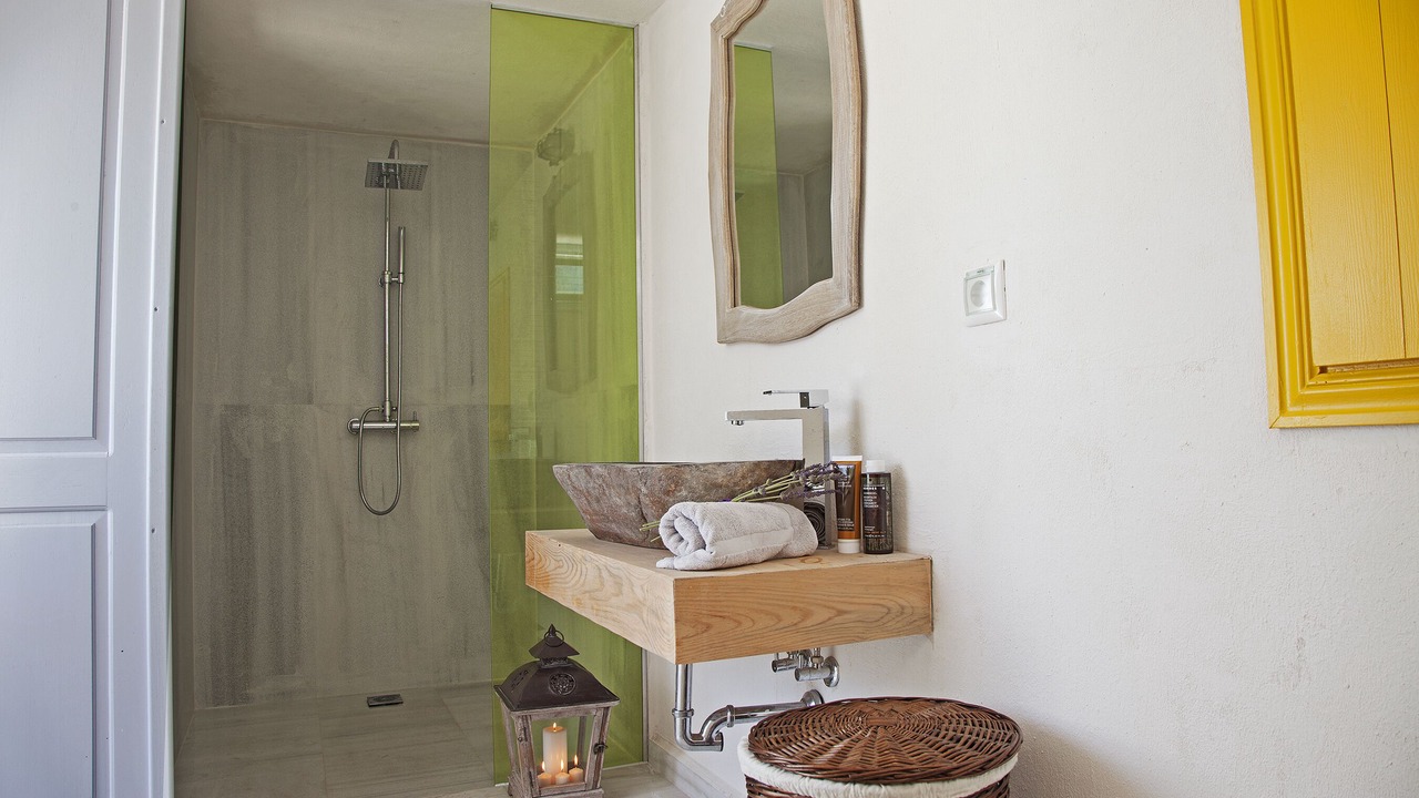 Photo of Bathroom in Ixia