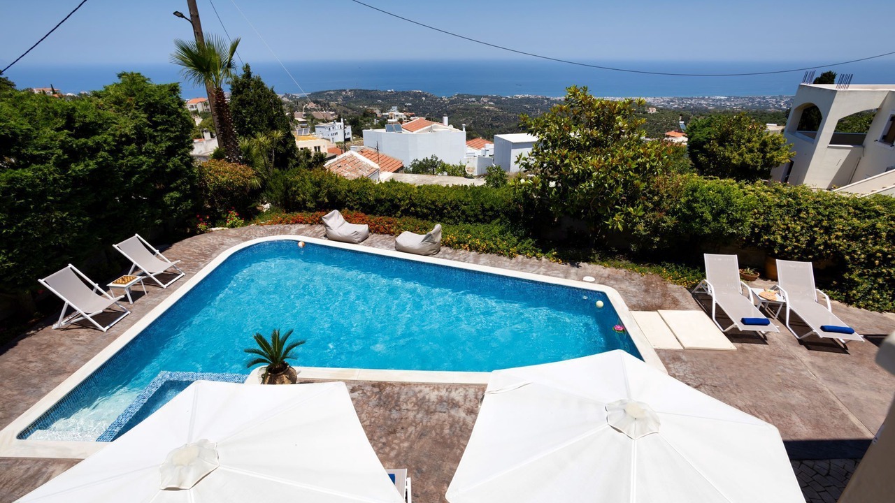Photo of Outdoor in Roussospiti