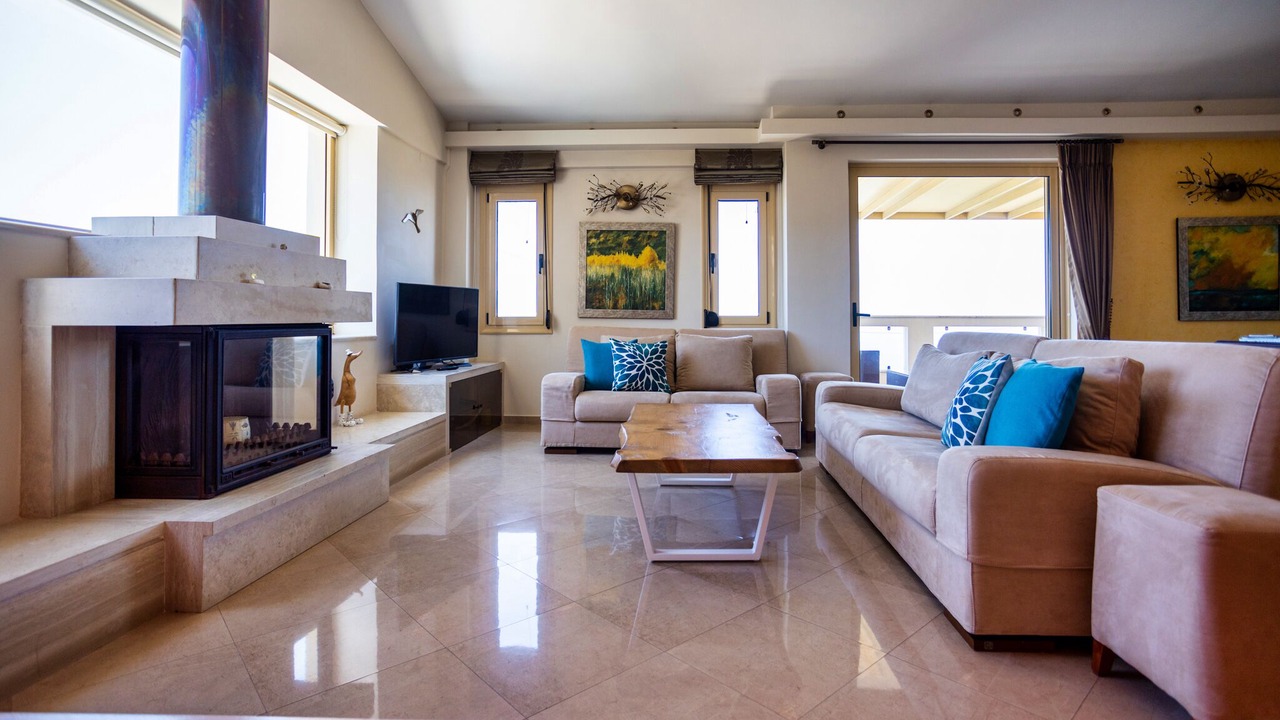 Photo of Livingroom in Roussospiti