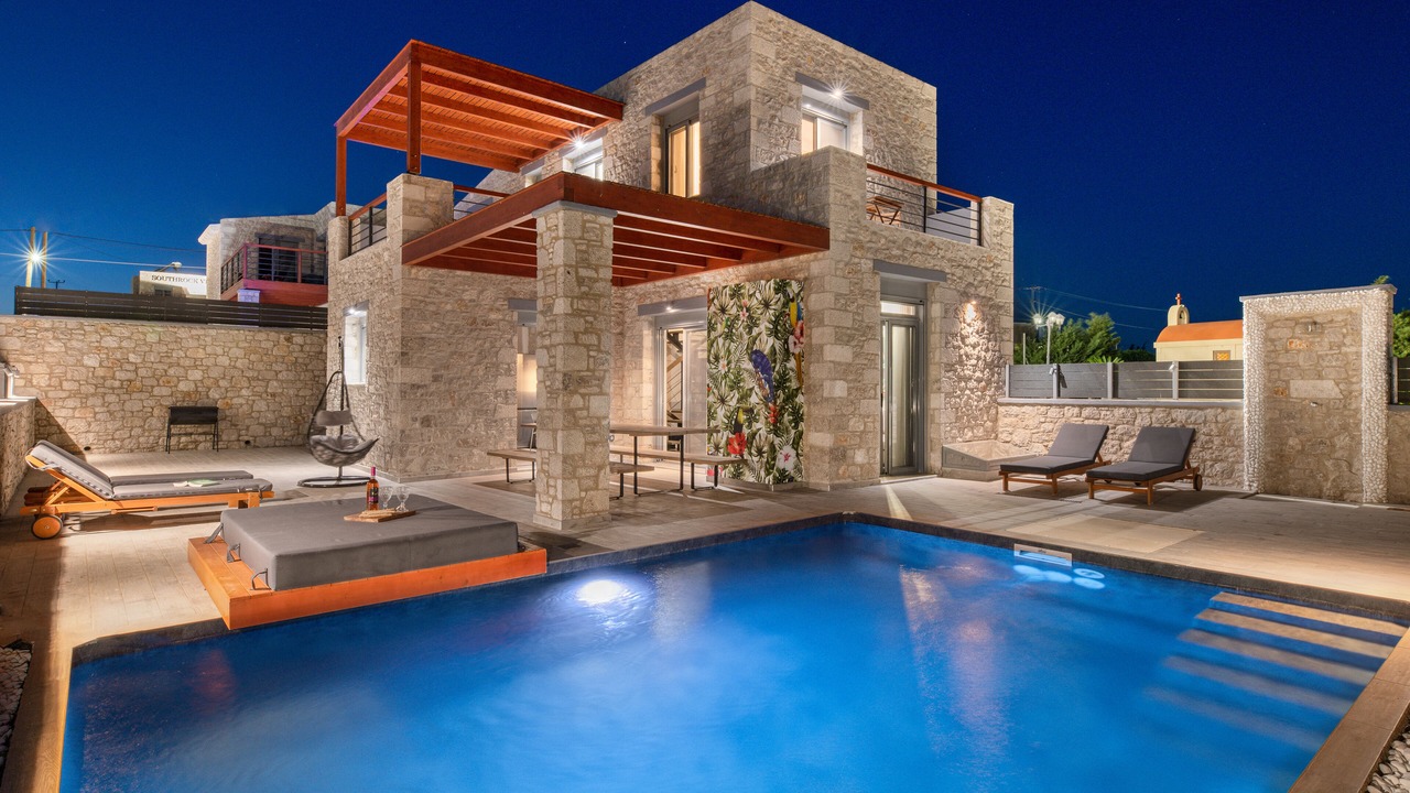 Photo of Bedroom in Lahania