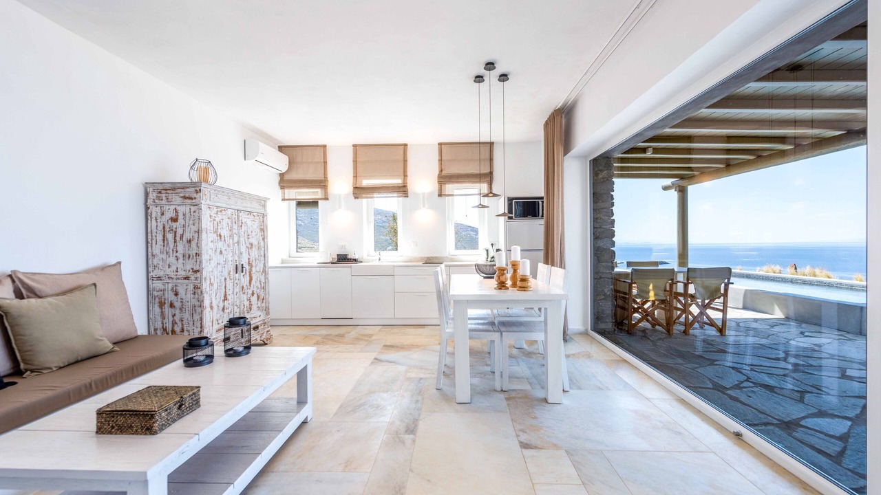 Photo of Livingroom in Exomvourgo