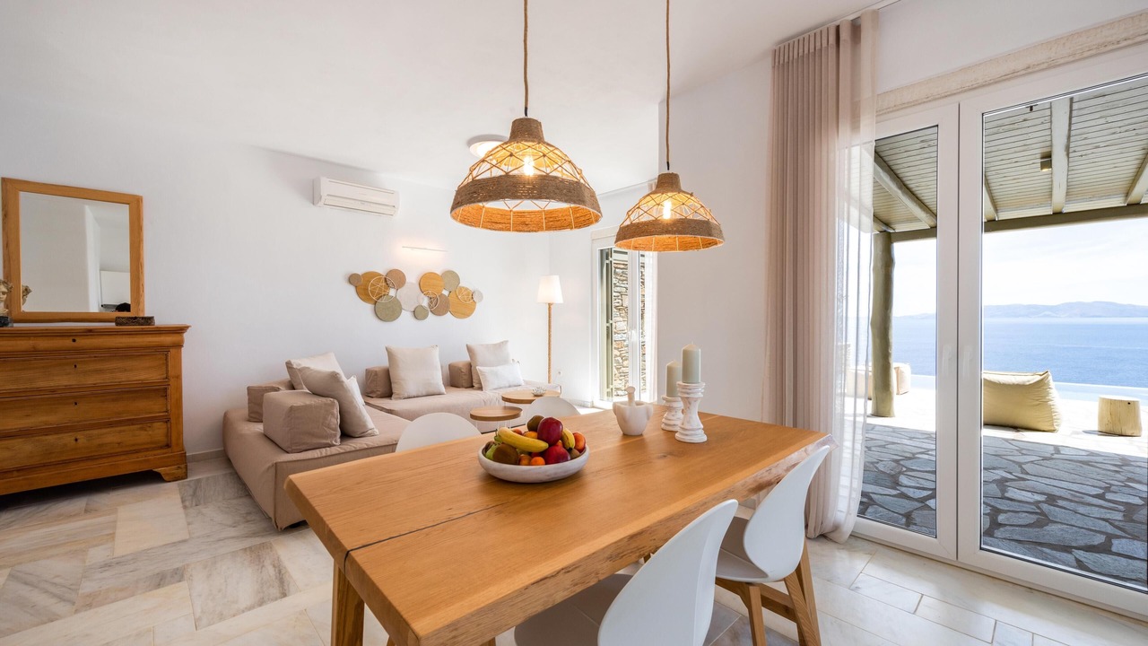 Photo of Livingroom in Exomvourgo