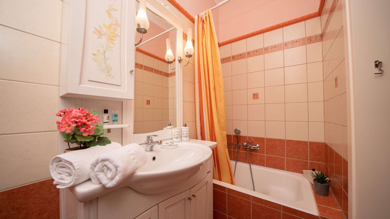 Photo of Bathroom in Divarata