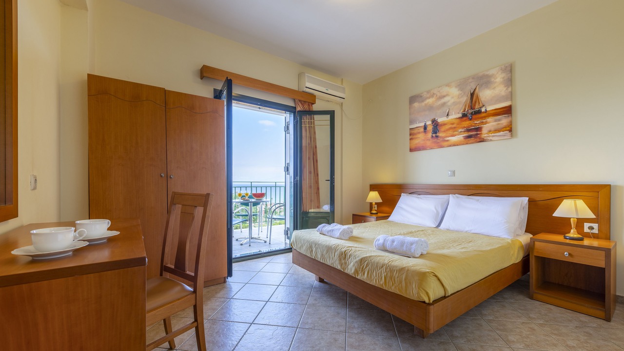 Photo of Bedroom in Skala