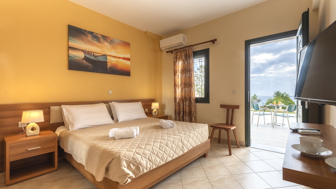 Photo of Bedroom in Skala