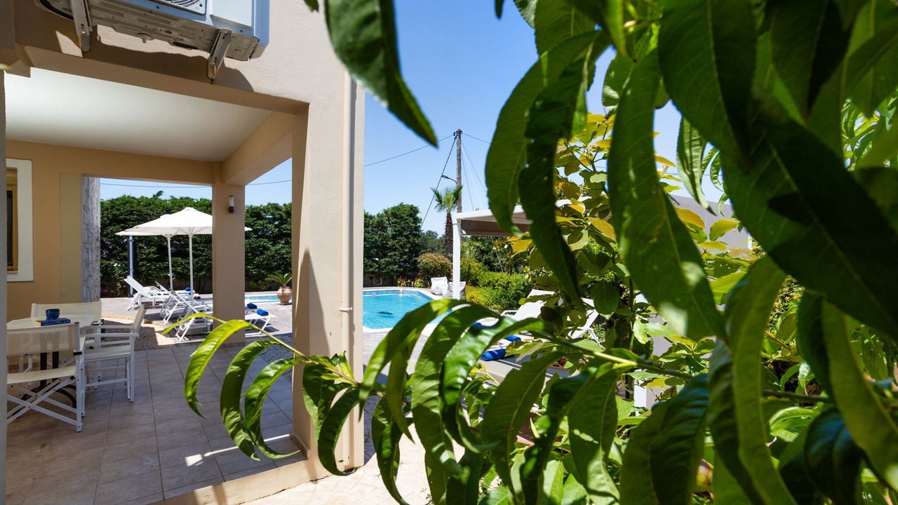 Photo of Outdoor in Roussospiti