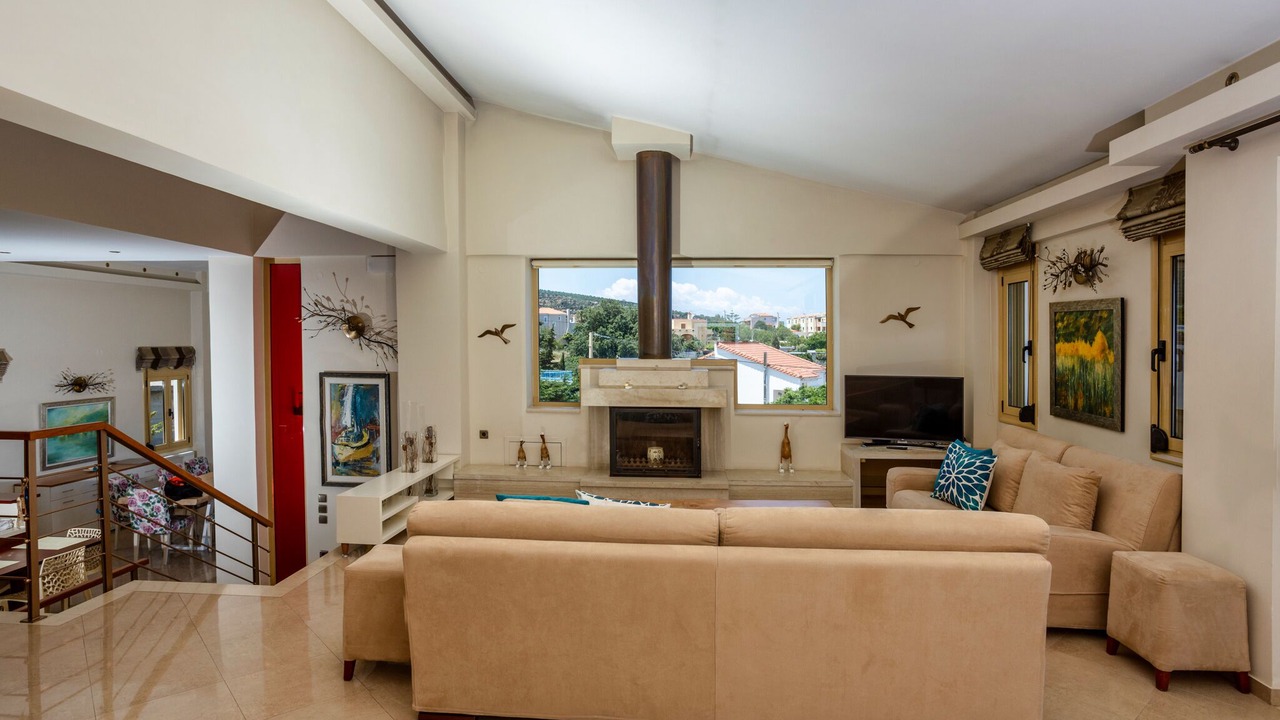 Photo of Livingroom in Roussospiti