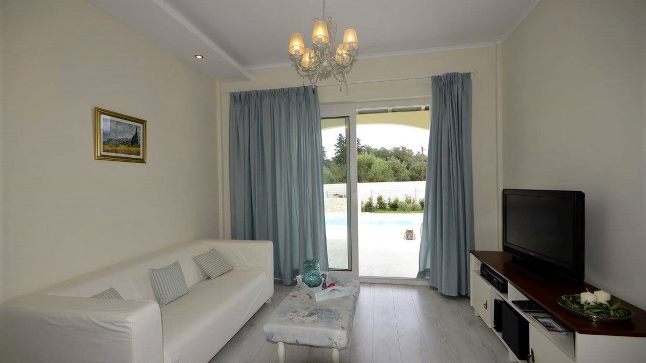 Photo of Livingroom in Melikia