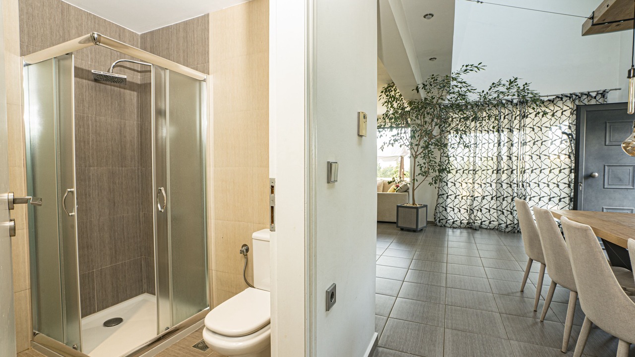 Photo of Bathroom in Kalathas