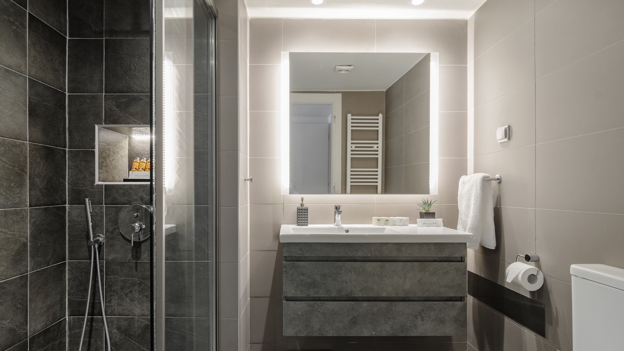 Photo of Bathroom in Koukaki