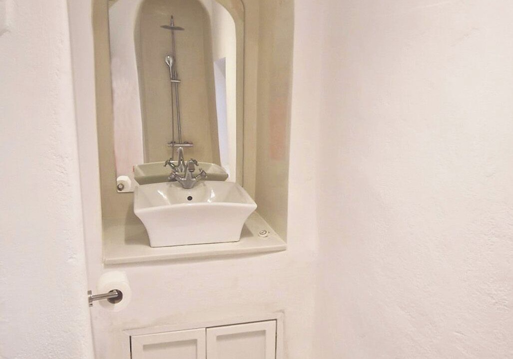 Photo of Bathroom in Exo Gonia