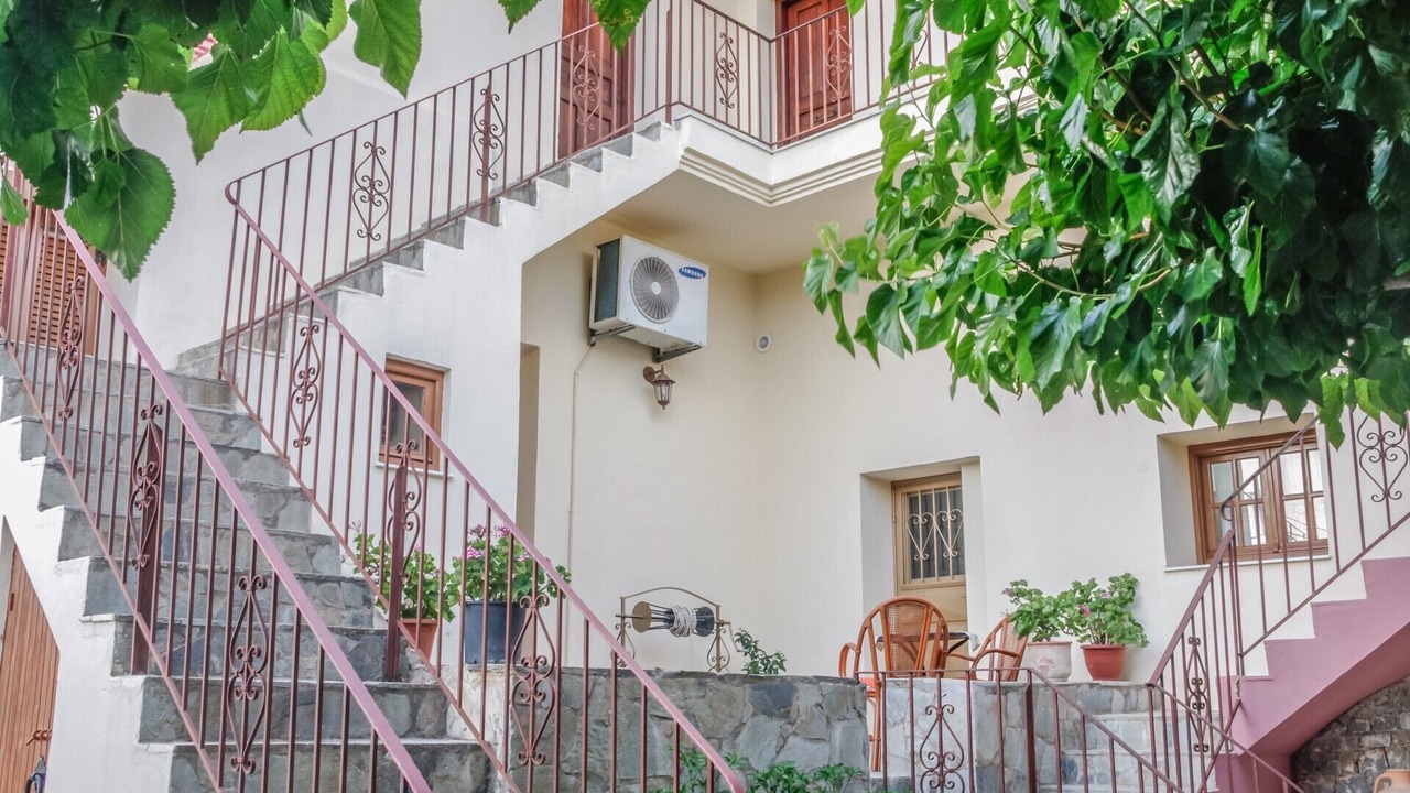 Photo of Outdoor in Exopoli