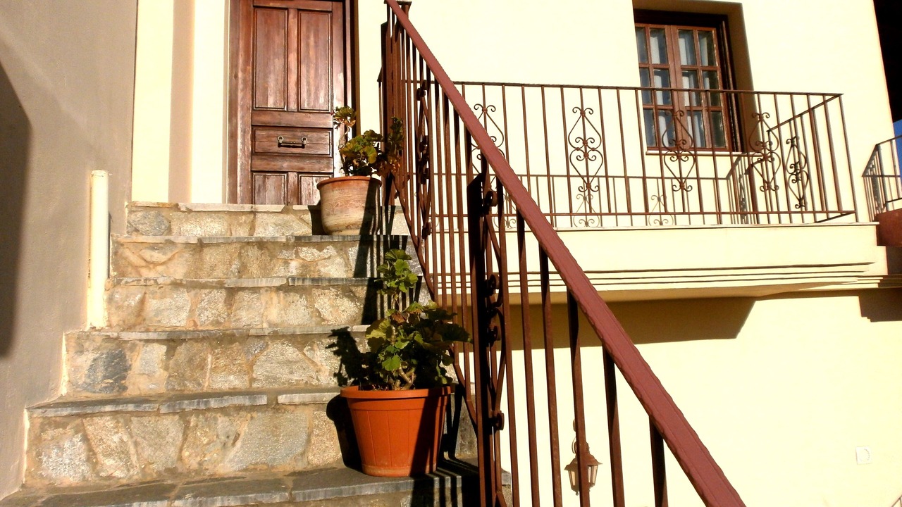 Photo of Outdoor in Exopoli