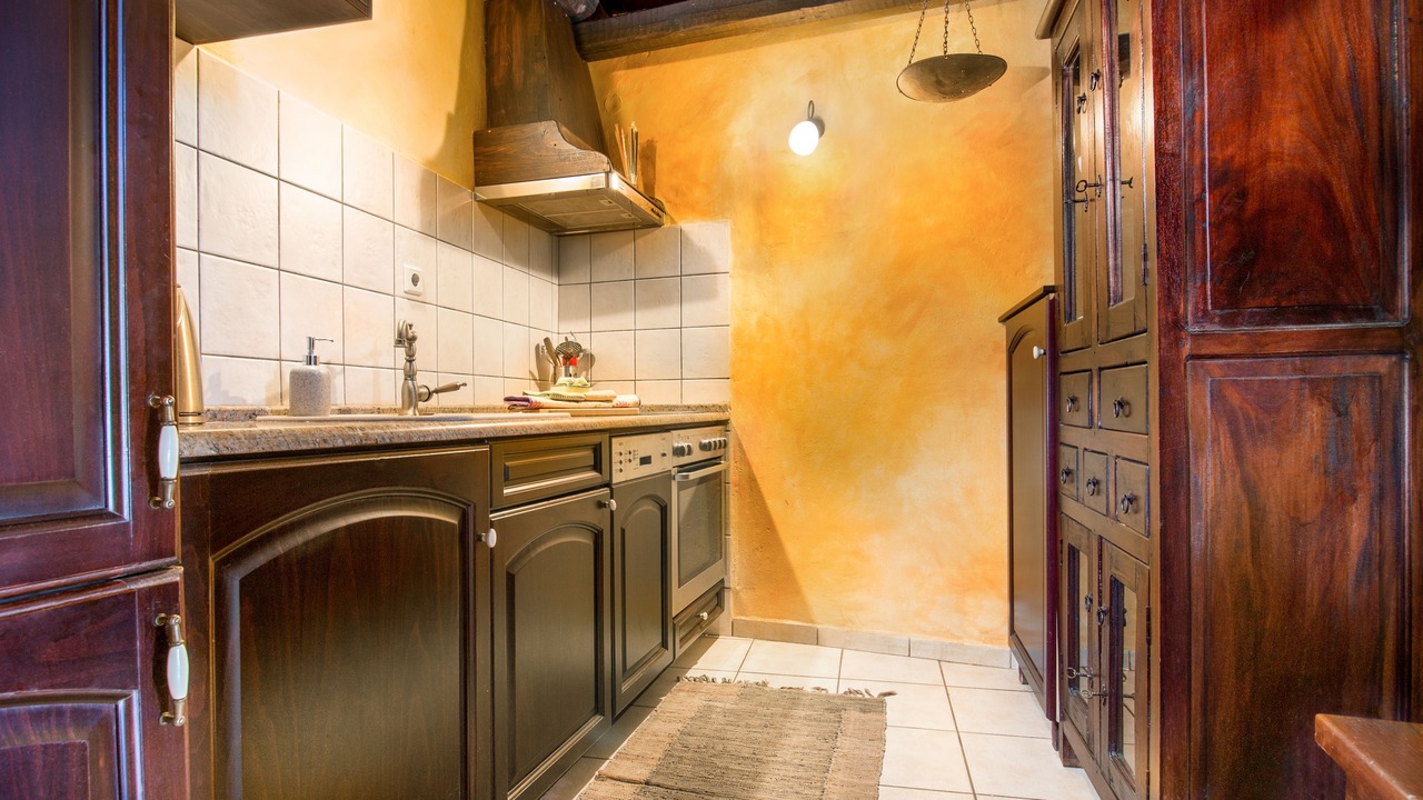 Photo of Kitchen in Samonas