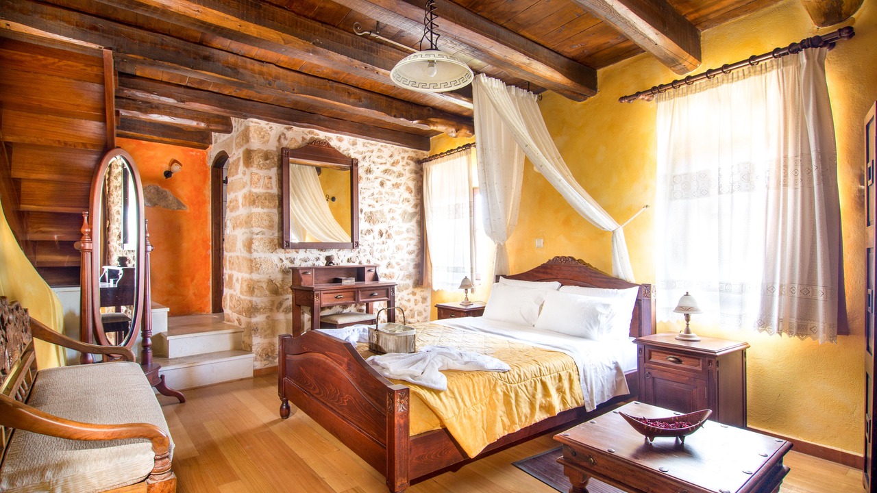Photo of Bedroom in Samonas