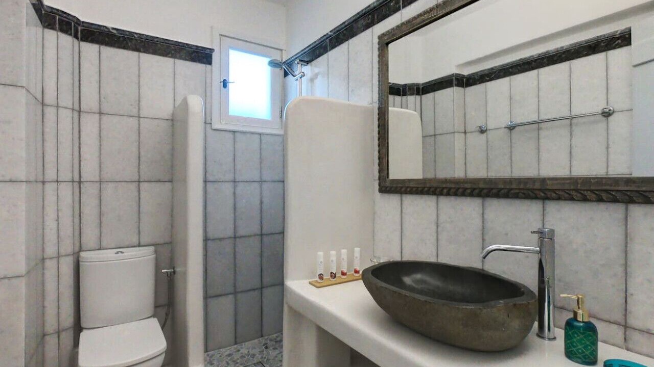 Photo of Bathroom in Plaka